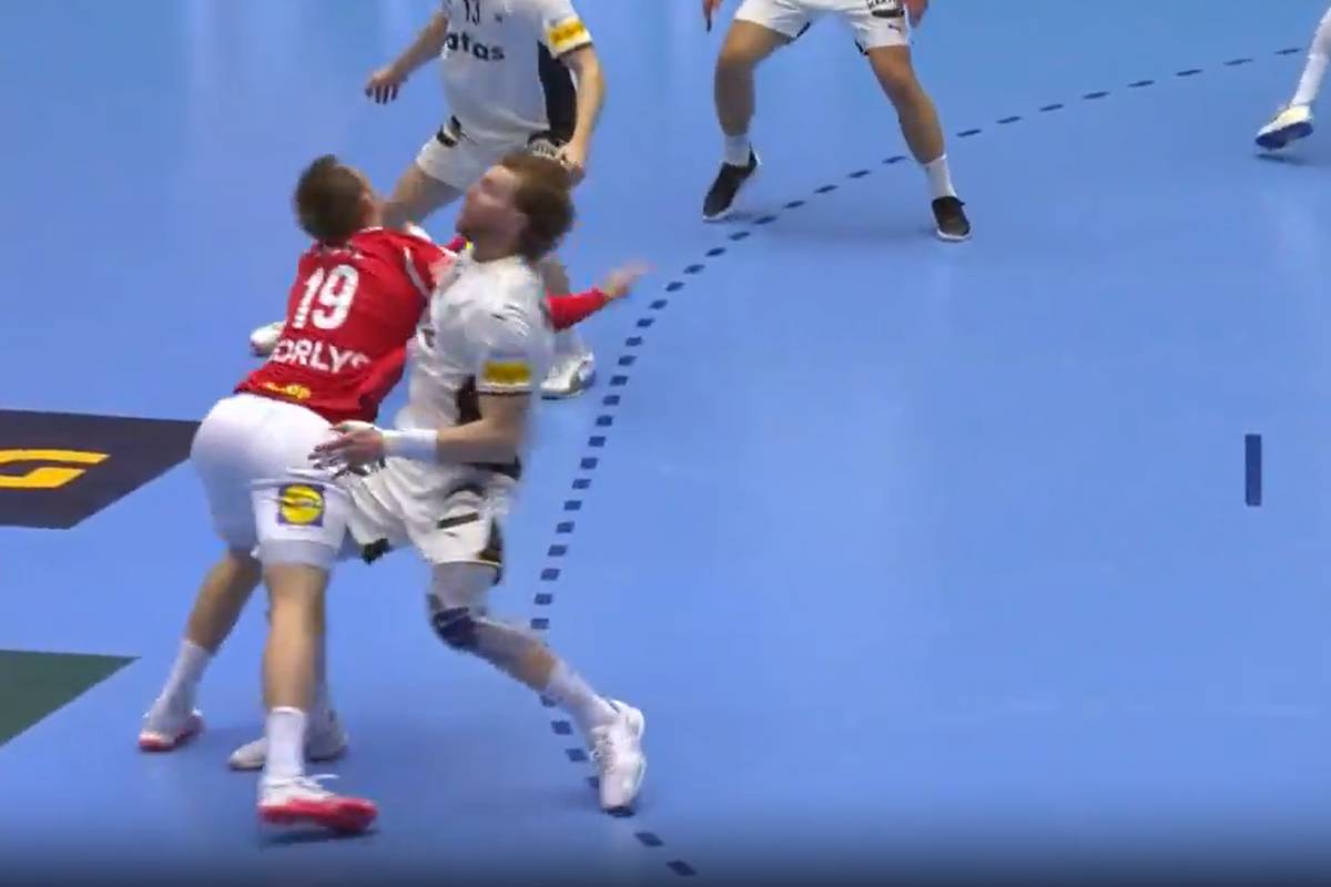 Frühe Rote Karte als deutsche Final-Hypothek