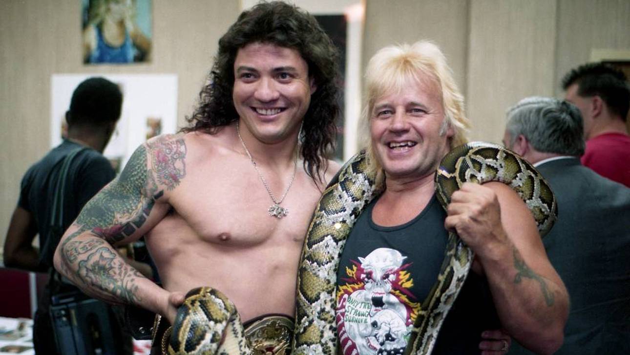 Adrian Street und Wrestler-Kollege Chris Champion bei einer Convention 1993