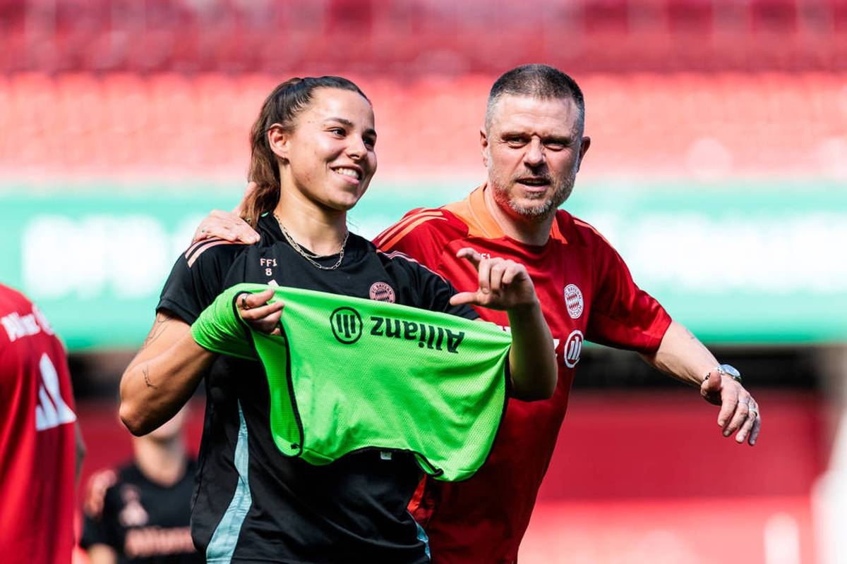 EM für Oberdorf? Bayern-Trainer vorsichtig