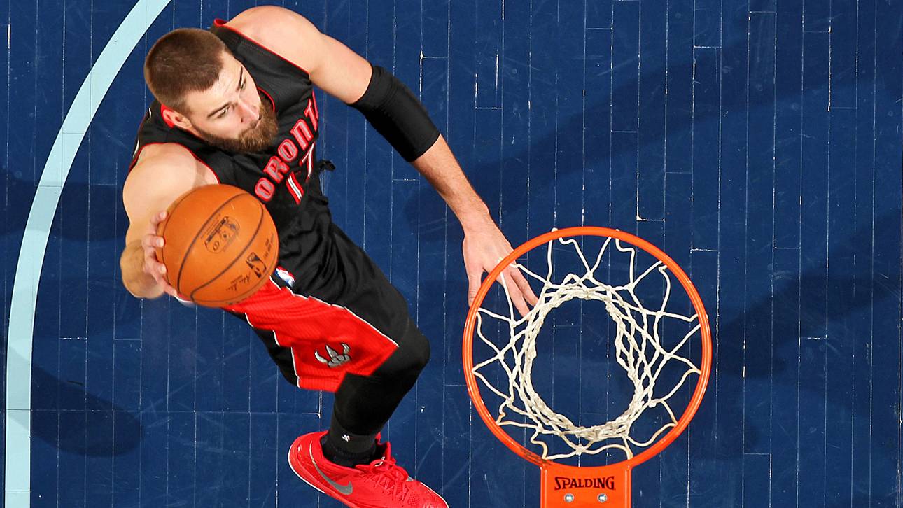 Raptors verlängern mit Valanciunas
