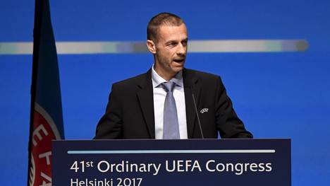 UEFA-Präsident Aleksander Ceferin fordert mehr Hilfe von der Politik