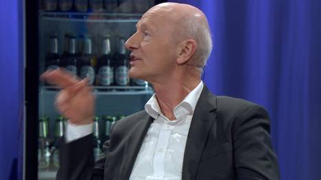 Ausstiegsklauseln sind bei Fußball-Profis zur Normalität geworden. Jetzt bürgern sie sich auch bei Trainen ein. Der Doppelpass spricht sich klar dagegen aus.