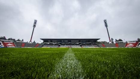 Karlsruher SC v FC St. Pauli - Second Bundesliga