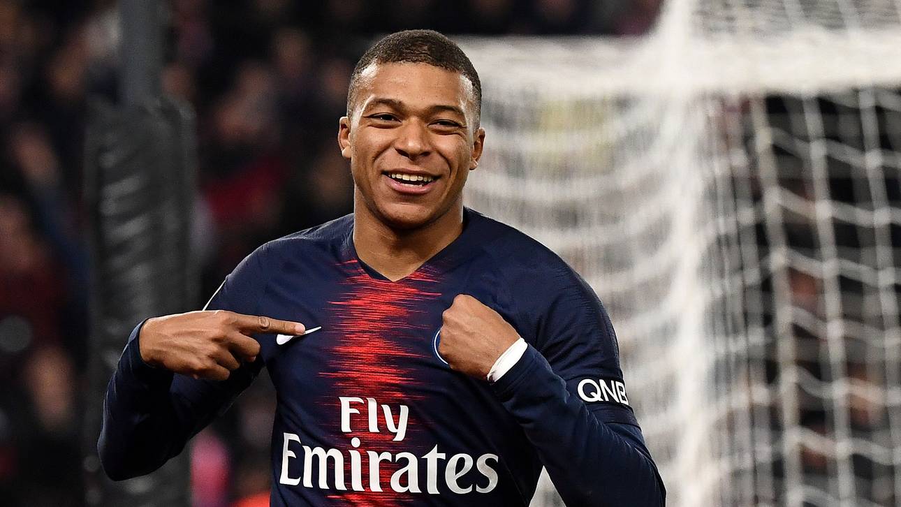 FBL-FRA-LIGUE1-PSG-MONTPELLIER Kylian Mbappe wechselte 2017 von AS Monaco zu Paris Saint-Germain. Bisher wurde er zwei Mal französischer Meister (2017/AS Monaco, 2018/Paris Saint-Germain)
