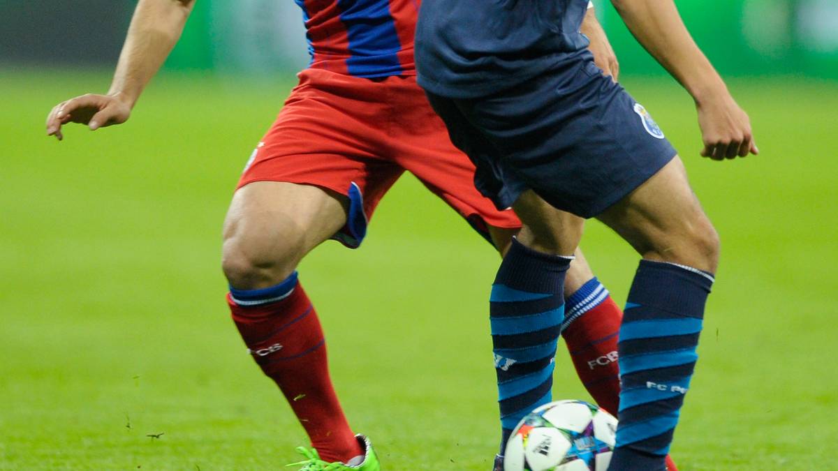 JUAN BERNAT: Trotz einer Blessur aus dem Spiel gegen Hoffenheim in der Startelf, engagiert und laufstark wie immer. Der Spanier fügte sich bestens in ein glänzend aufgelegtes Ensemble ein, bereitete mit herrlicher Flanke die wichtige Führung vor.  Auch in der Schlussphase, als es noch einmal brenzlig zu werden drohte, präsent. SPORT1-Note: 1,5