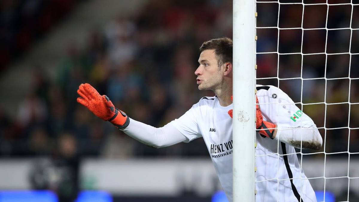 PLATZ 31: Michael Esser (Hannover 96): Weisse Westen: 0 - Gegentore: 1