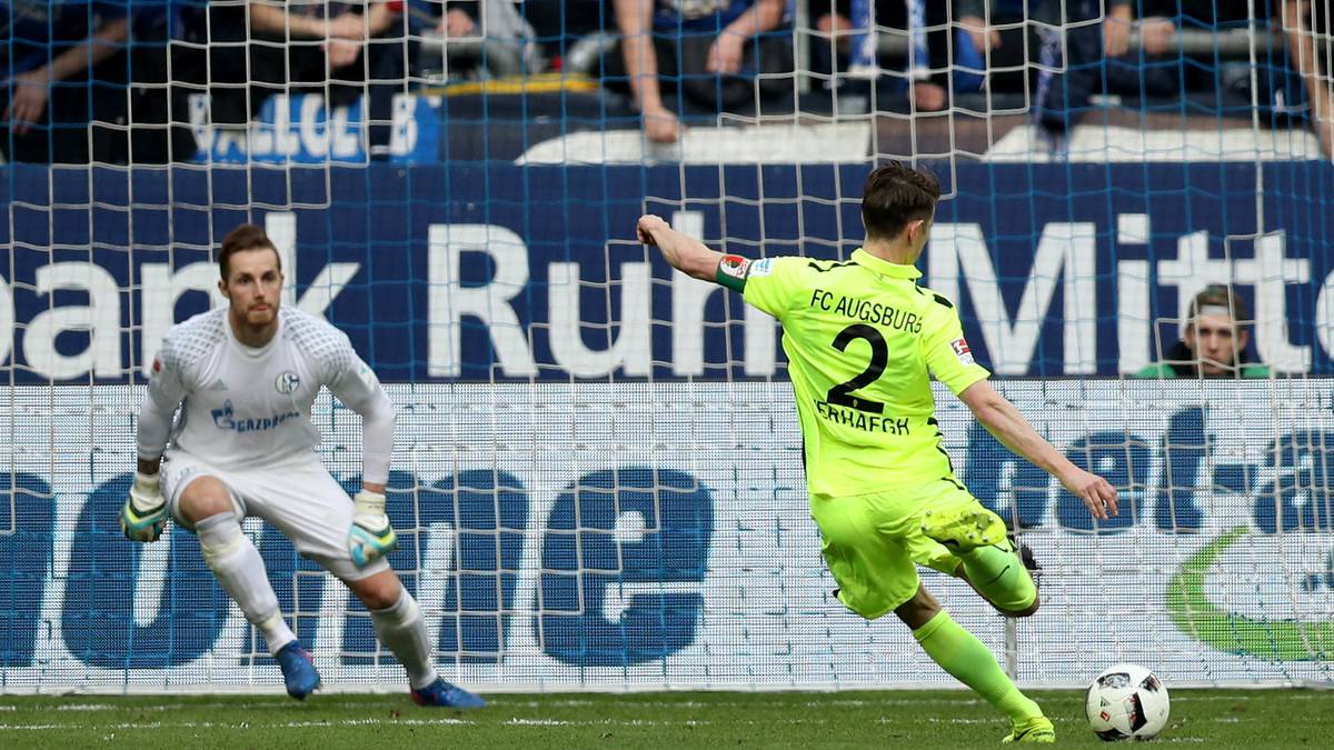 FCA-Kapitän Paul Verhaegh, eigentlich die Konstanz in Person, scheitert aber an Fährmann