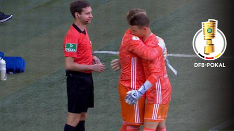 Der FC Augsburg zieht ohne große Mühe in die zweite Runde des DFB-Pokals eingezogen. Die Mannschaft von Trainer Heiko Herrlich feiert gegen den niedersächsischen Oberligisten MTV Eintracht Celle ein Schützenfest.