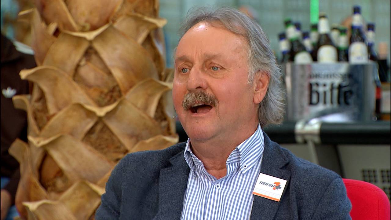 Wilder Schlagabtausch! "Ihr wisst, dass das live ist?!" | Doppelpass