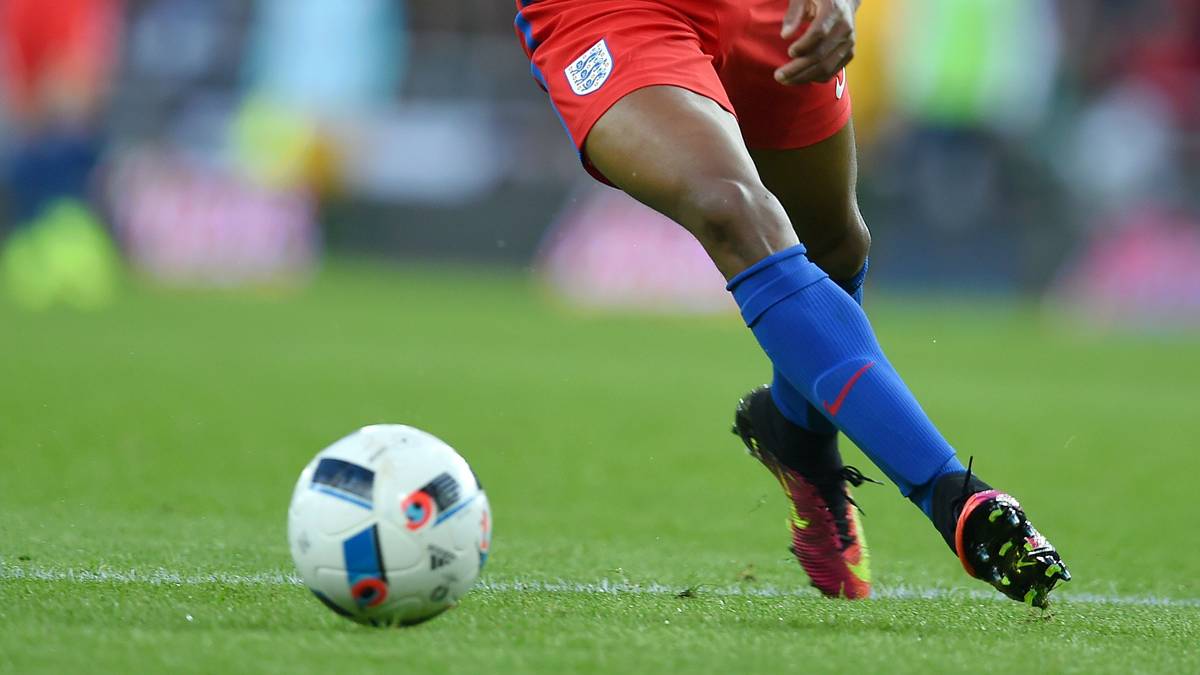 18: Der Engländer Marcus Rashford von Manchester United ist am 31. Oktober 1997 geboren und damit der jüngste EM-Teilnehmer