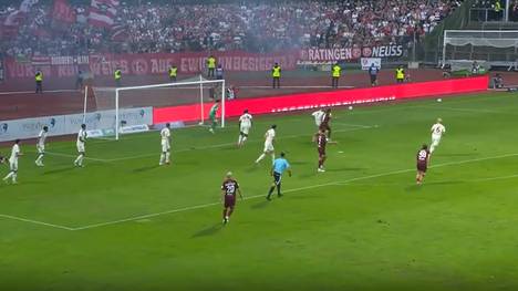 Die Highlights der Partie Fortuna Köln - Fortuna Düsseldorf  aus der 3. Liga im Video. 