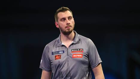 Ab dem 15. Dezember 2022 duellieren sich 96 Spieler um den Titel bei der Darts-WM. Für Florian Hempel steht im Ally Pally dieses Duell an. 