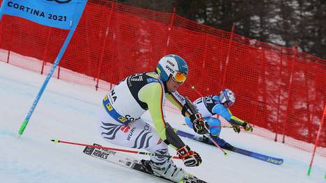 Alexander Schmid (vorn) verpasste beim umstrittenen  Parallel-Rennen bei der Ski-WM knapp Bronze