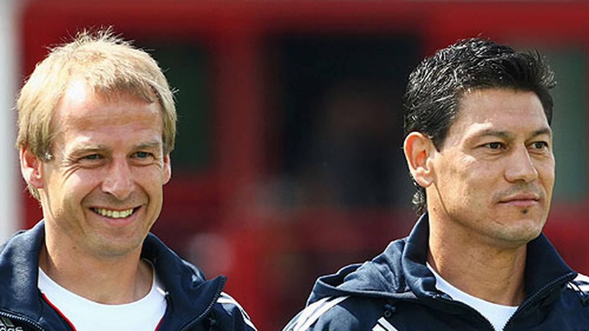 Martin Vasquez wird Klinsmanns Co-Trainer. Der 44-Jährige spielte sowohl für die mexikanische, als auch für die amerikanische Nationalmannschaft und war vor seinem Engagement in München Assistenzcoach vom Club Deportivo Chivas USA