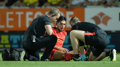 Liverpools Mittelfeldspieler Emre Can verletzt sich im Ligapokal am Knöchel