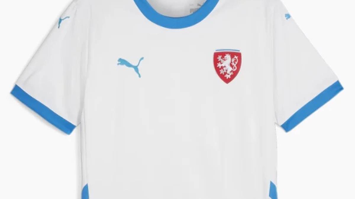 Tschechien (Gast) - Ausrüster: Puma - Wie so oft kommt zu einem roten Heimtrikot ein weißes Auswärtstrikot. 
