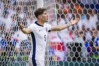 England liegt gegen die Slowakei  nach 45 Minuten in Rückstand. Presse und TV-Experten lasen kein gutes Haar am desolaten Auftritt der Three Lions.