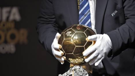 Die Liste ist gespickt mit Weltklasse-Fußballern, doch einer sticht ganz besonders heraus. Sichert er sich erstmals in seiner Karriere den Ballon d'Or?