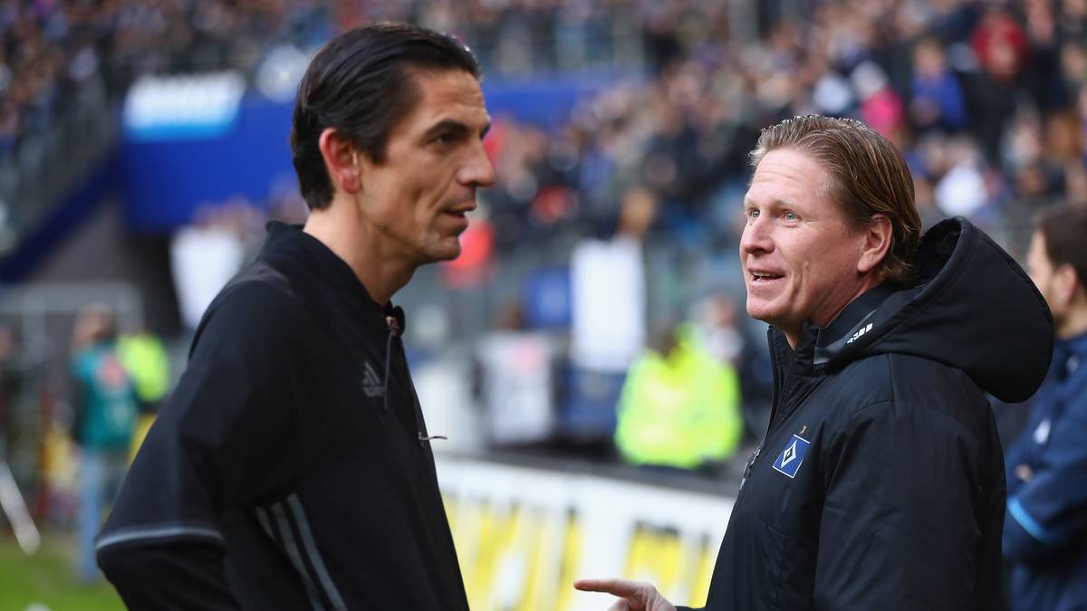 Weiter geht es in Hamburg, der HSV empfängt Gladbach. Schiedsrichter Deniz Aytekin steht nach seinem vieldiskutierten Auftritt in Barcelona wieder im Fokus. Vor dem Spiel gibt es aber noch Smalltalk mit Coach Markus Gisdol