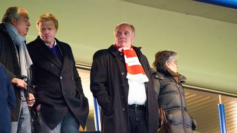 Uli Hoeneß ist zufrieden mit dem Start von Oliver Kahn beim FC Bayern München