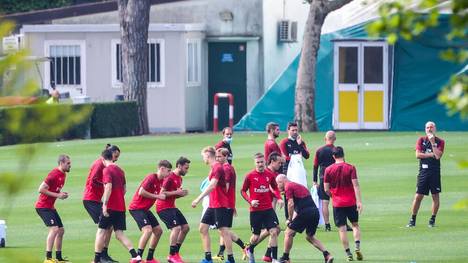 Der AC Mailand absolviert sein Training mit Unterstützung einer Drohne
