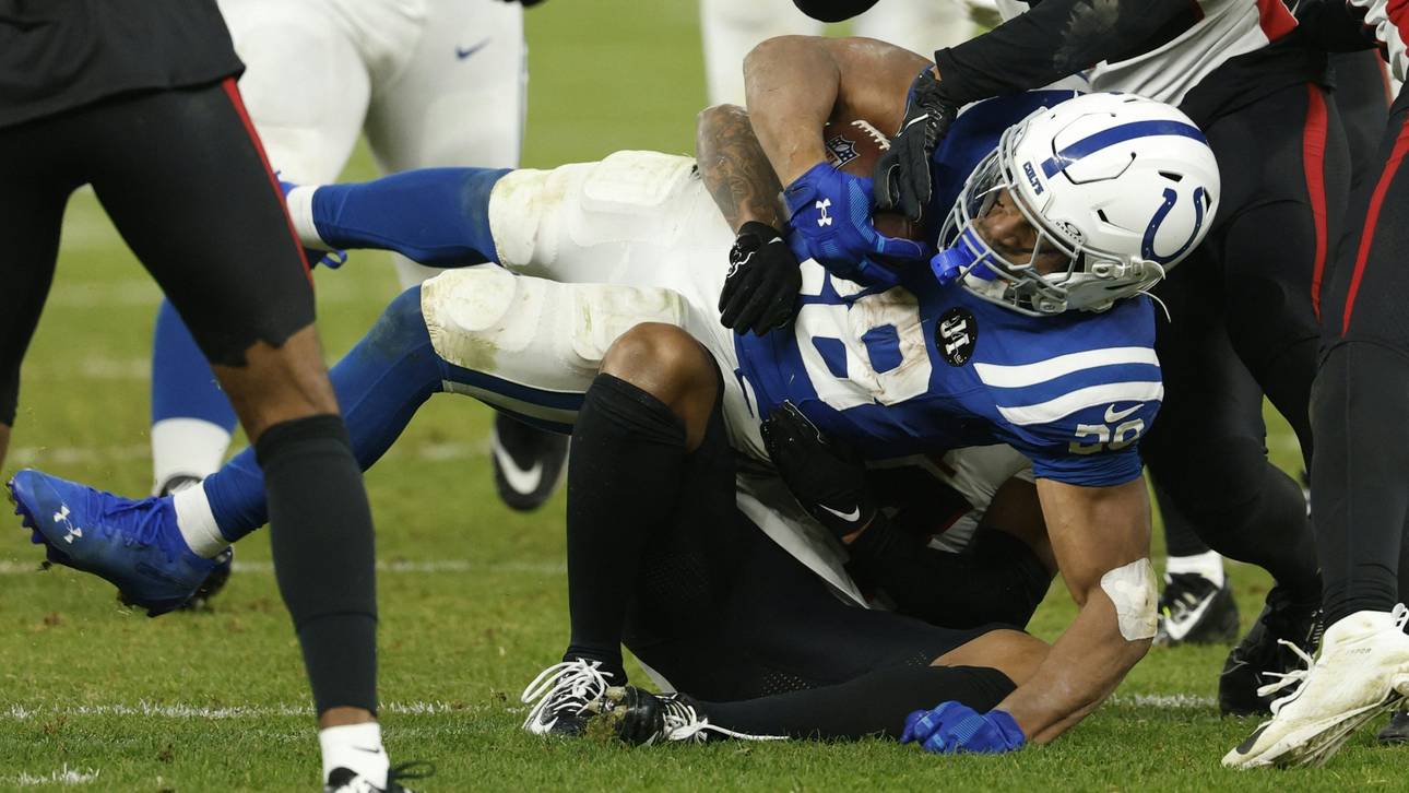 Jonathan Taylor (m.) war in Berlin der Mann des Tages