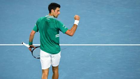 Novak Djokovic zog mühelos in Runde zwei ein