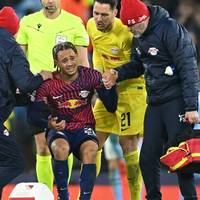 Fußball-Bundesligist RB Leipzig kann im Heimspiel gegen den 1. FC Heidenheim womöglich auf die Dienste des angeschlagenen Spielmachers Xavi Simons setzen. Dafür fehlt Timo Werner weiterhin.