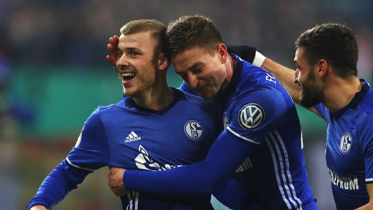 Meyer fährt mit S04 nach Barcelona