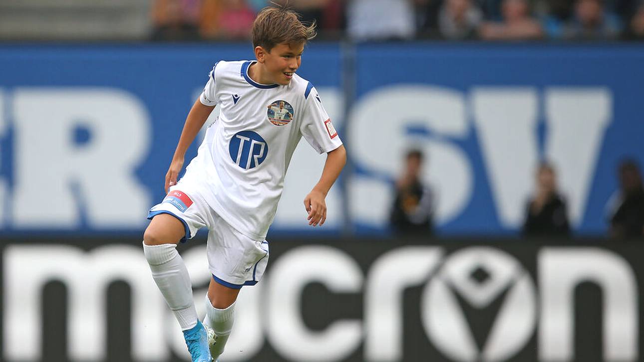 Van der Vaart startet bei Ajax durch