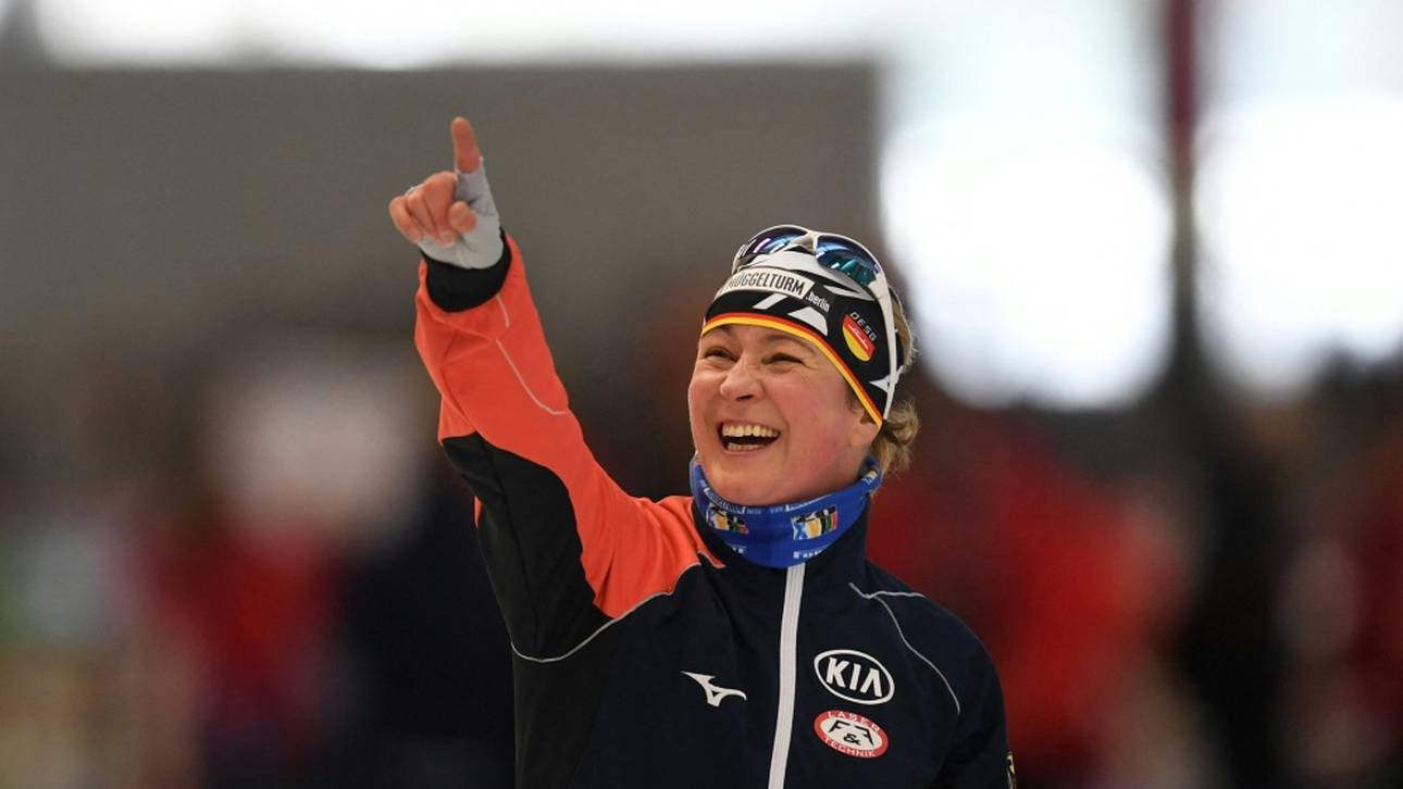 Pechstein bringt sich als Fahnenträgerin ins Gespräch