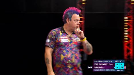 Peter Wright hat nach einer Aufholjagd gegen Raymond van Barneveld das Halbfinale der World Series of Darts Finals erreicht. Der Schotte entschied die letzten sieben Legs allesamt für sich.