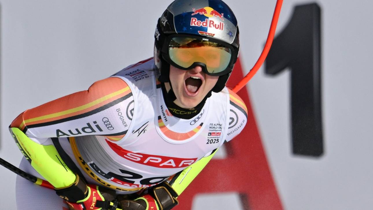 Emma Aicher beim Jubel nach dem Super-G