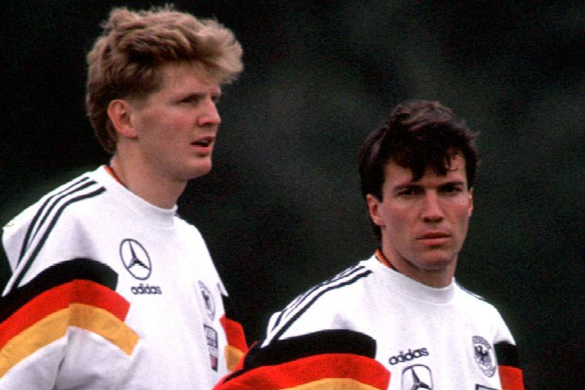 Manuel Neuers Berater befeuert Gerüchte um eine Rückkehr des Keepers ins Nationalteam. In der Vergangenheit gab es bereits viele große Spieler, die ein Comeback im DFB-Team versuchten.
