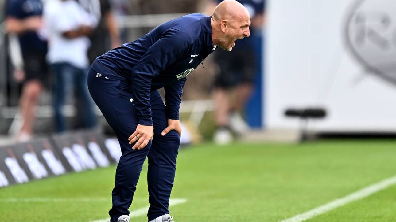 Torsten Lieberknecht an der Seitenlinie für SV Darmstadt 98