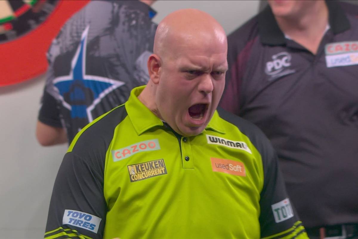 Michael van Gerwen schlägt Chris Dobey im Viertelfinale der Darts-WM 5:0 und fordert im Halbfinale den Belgier Dimitri van den Bergh.