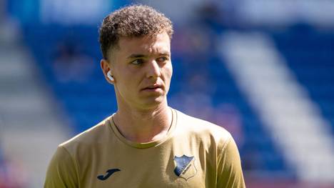 Fisnik Asllani stand unmittelbar vor einem Wechsel zu RB Leipzig. Am Freitagabend verkündete die TSG Hoffenheim jedoch, dass der Wechsel platzte. 