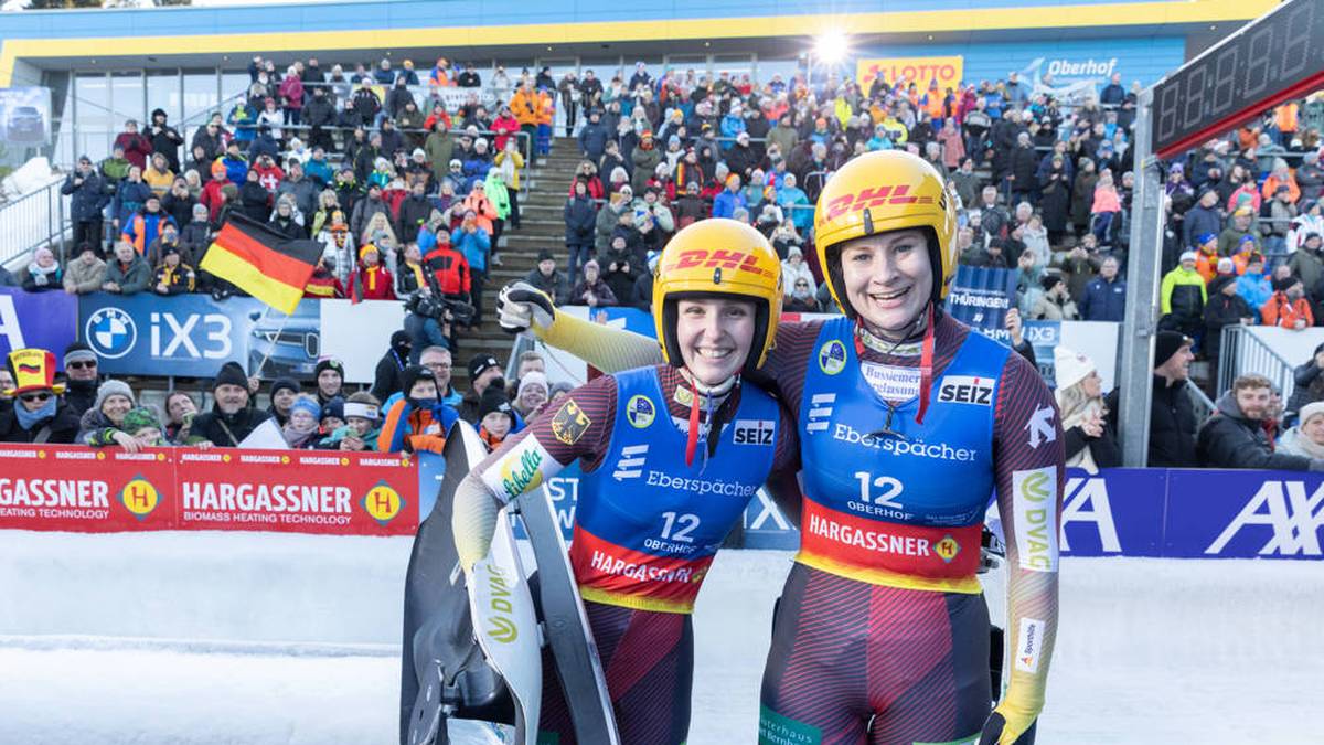 Im Doppelsitzer gehen Dajana Eitberger und Magdalena Matschina an den Start. Eitberger gewann bei Olympia 2018 in Pyeongchang bereits Silber im Einzel - 2026 wiederholte Eitberger ihren Silber-Coup