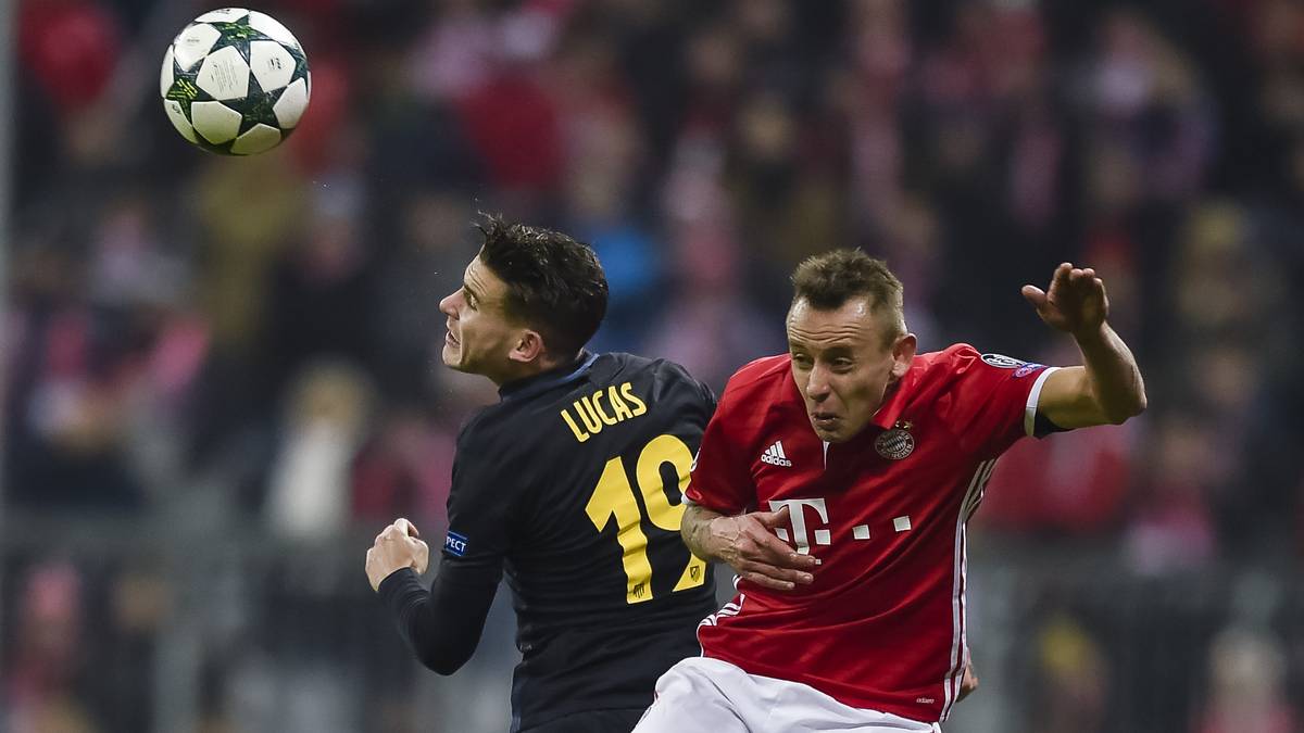 Als Gegenspieler kennt er den FC Bayern schon - hier beim Gruppenduell in der Champions League im Dezember 2016