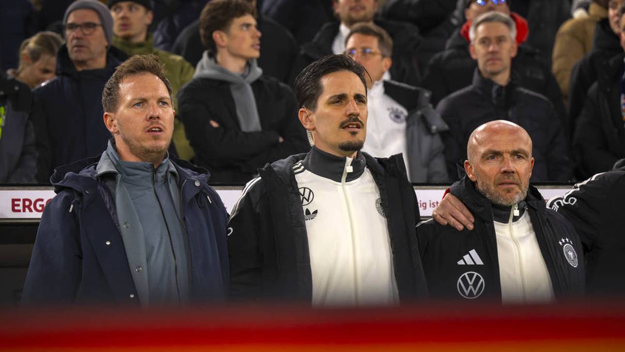 Alfred Schreuder (r.) wurde in Saudi-Arabien freigestellt