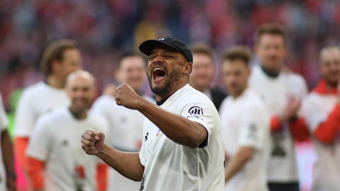 Vincent Kompany feiert bei der Meisterfeier fleißig mit
