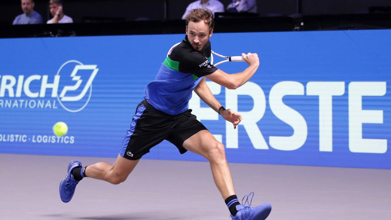 Medwedew erreicht Halbfinale in Wien