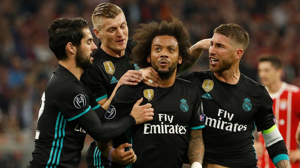 Der Triple-Traum des FC Bayern droht nach einem äußerst unglücklichen ersten Teil des Gigantenduells mit Real Madrid zu platzen