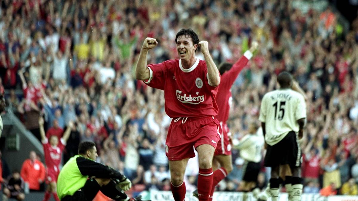 ROBBIE FOWLER: Der ehemalige Stürmer hatte zwei Perioden beim FC Liverpool: Von 1993 bis 2001 sowie in der Spielzeit 2006/07. Nach seiner Profikarriere wurde er gleich Trainer. 2011 startete er als Assistenzcoach bei Milton Keynes Dons und heuerte anschließend als Cheftrainer bei Muangthong United an