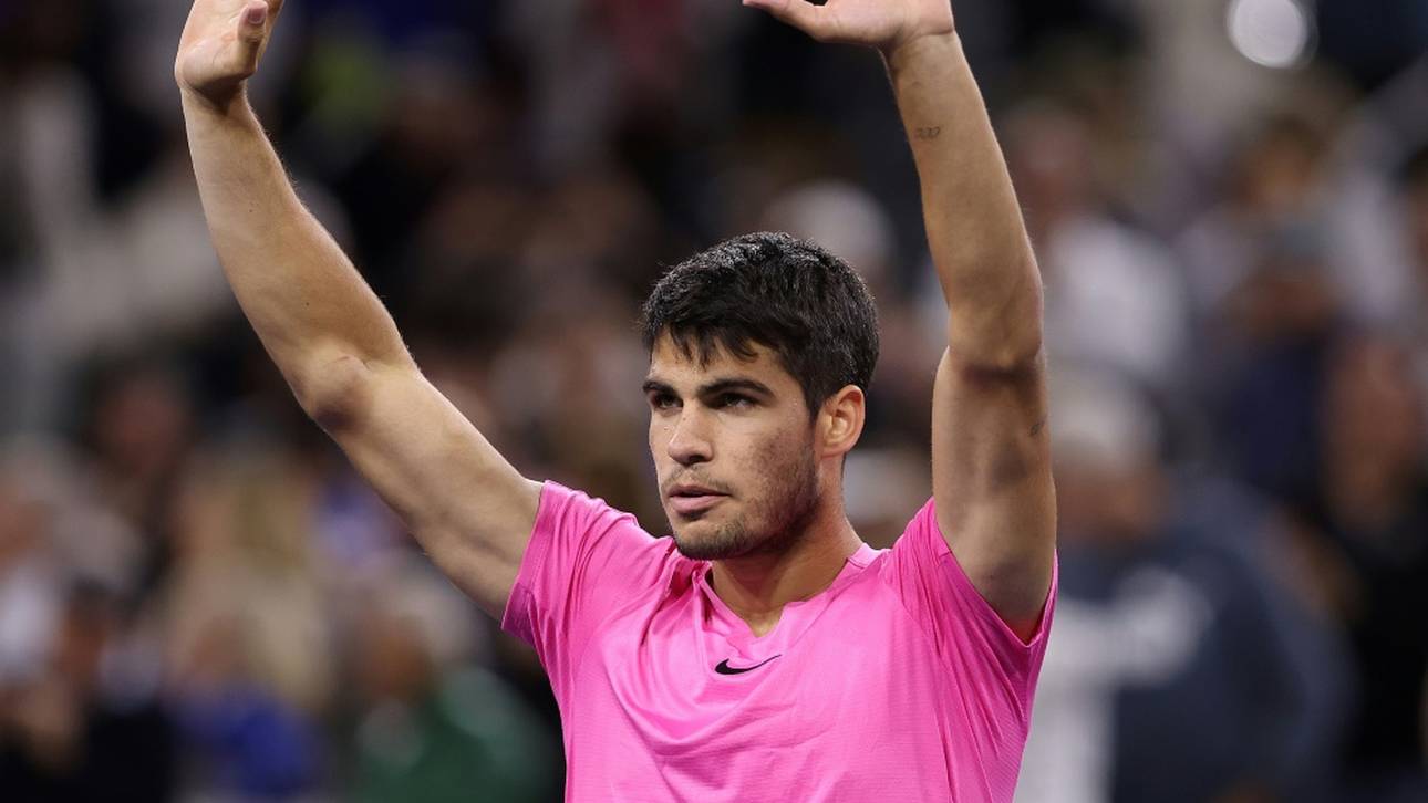 Alcaraz stürmt ins Halbfinale