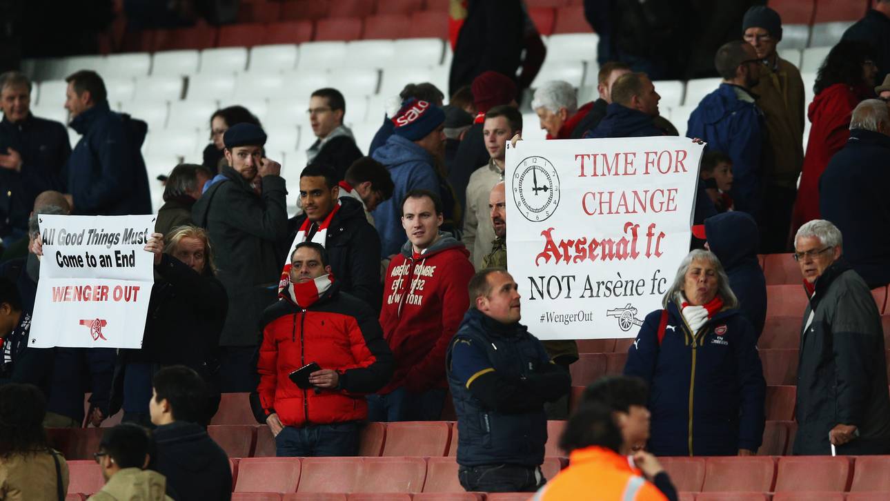 Leere Ränge bei Arsenals Jubiläum