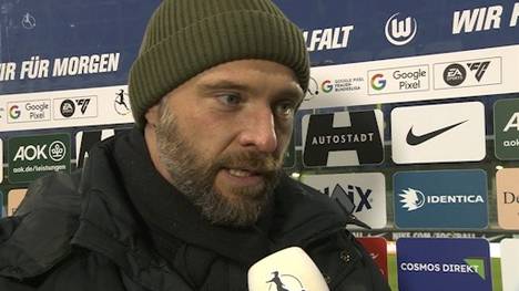 Wolfsburgs Trainer Stephan Lerch spricht über die Bedeutung von Alexandra Popp - und eine mögliche Vertragsverlängerung mit der Starspielerin.