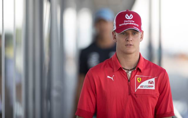 Formel 2 Mick Schumacher Wird Achter In Ungarn Pole Position Fur Sonntag
