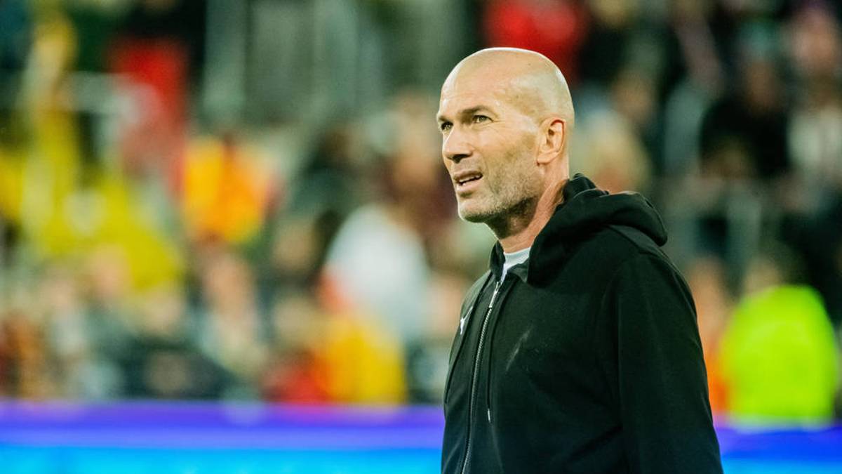 Zidane könnte wieder ins Trainergeschäft einsteigen