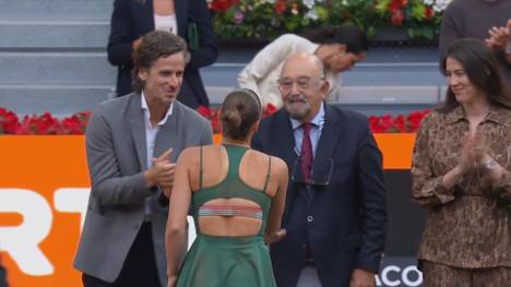 Beim WTA-Turnier in Madrid kommt es zu einer Finalpaarung, die eine Bedeutung über den Sport hinaus hat: Die Ukrainerin Marta Kostyuk fordert die Russin Mirra Andreeva. Am Ende kommt es sogar zu einer brisanten Szene. 